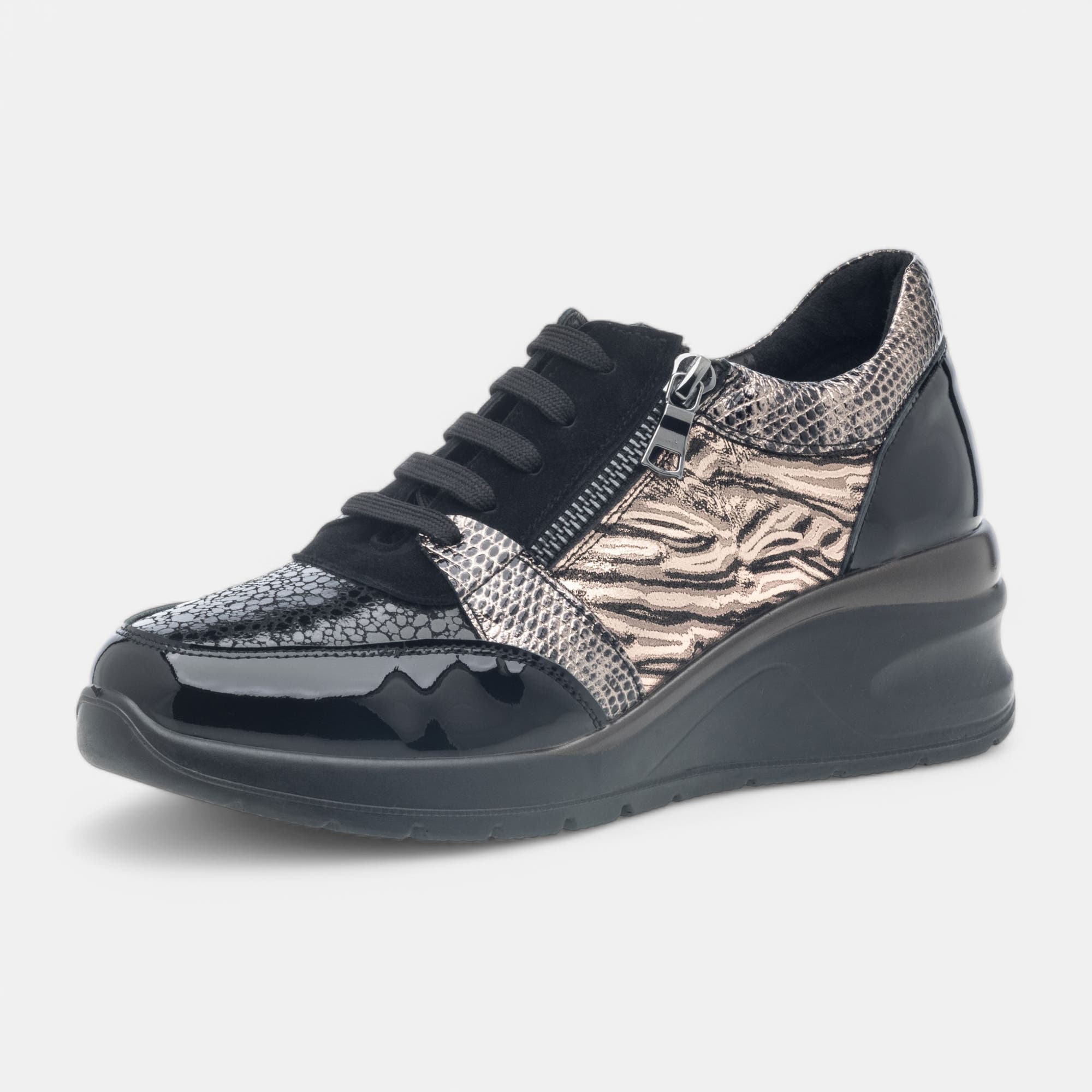 Baskets basses Femme en cuir noir
