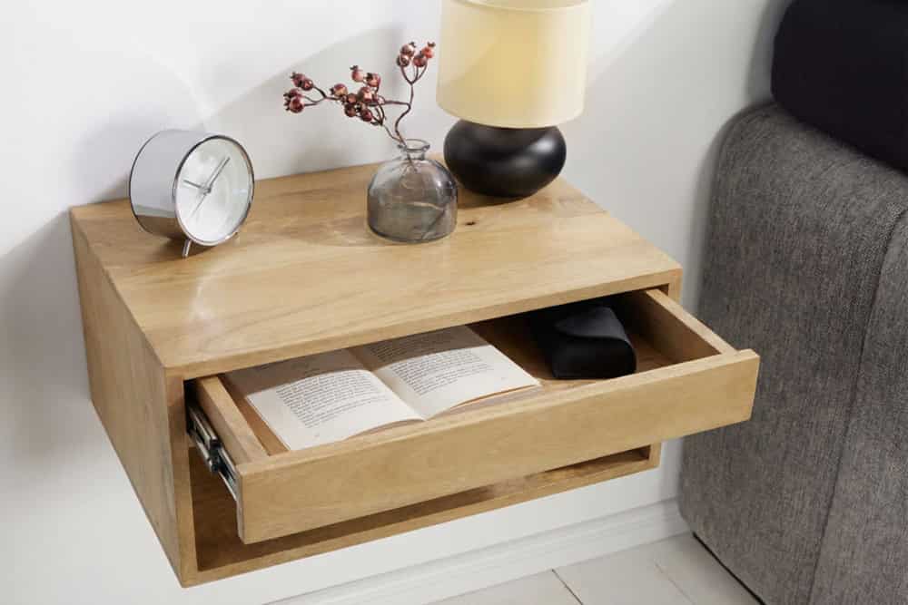 Hängender Nachttisch PURE 50cm natur Mangoholz cream finish Wandregal Schublade