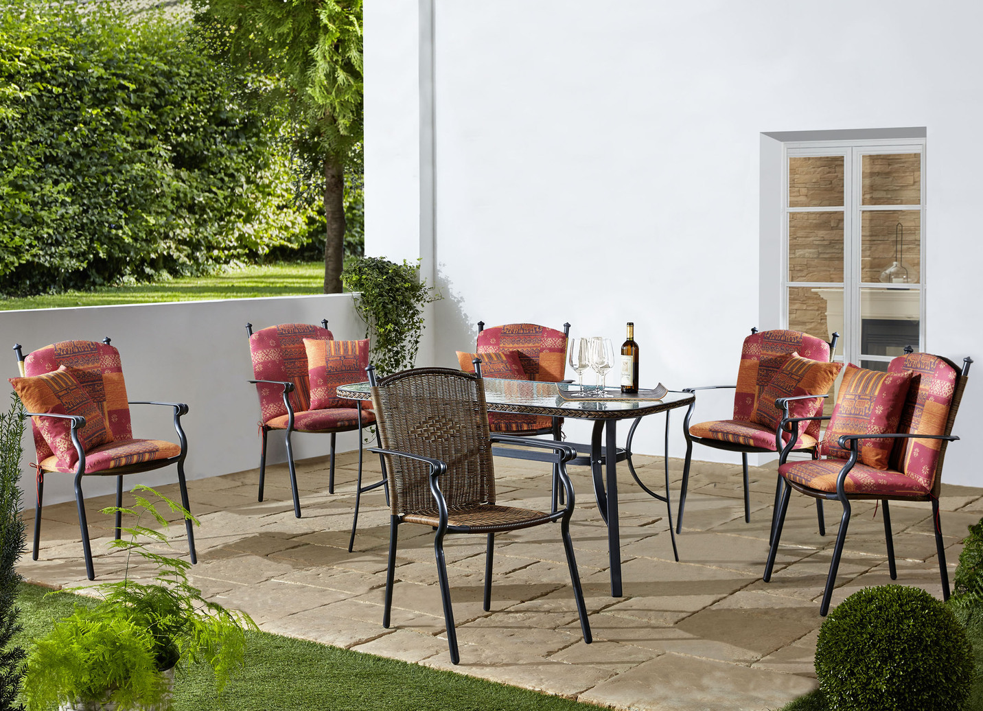 Wetterfeste und stapelbare Gartenmöbel Roma