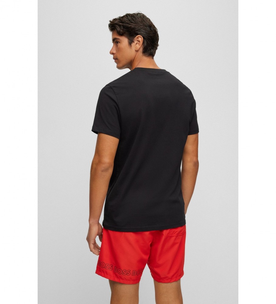 Camiseta BOSS preta com contraste