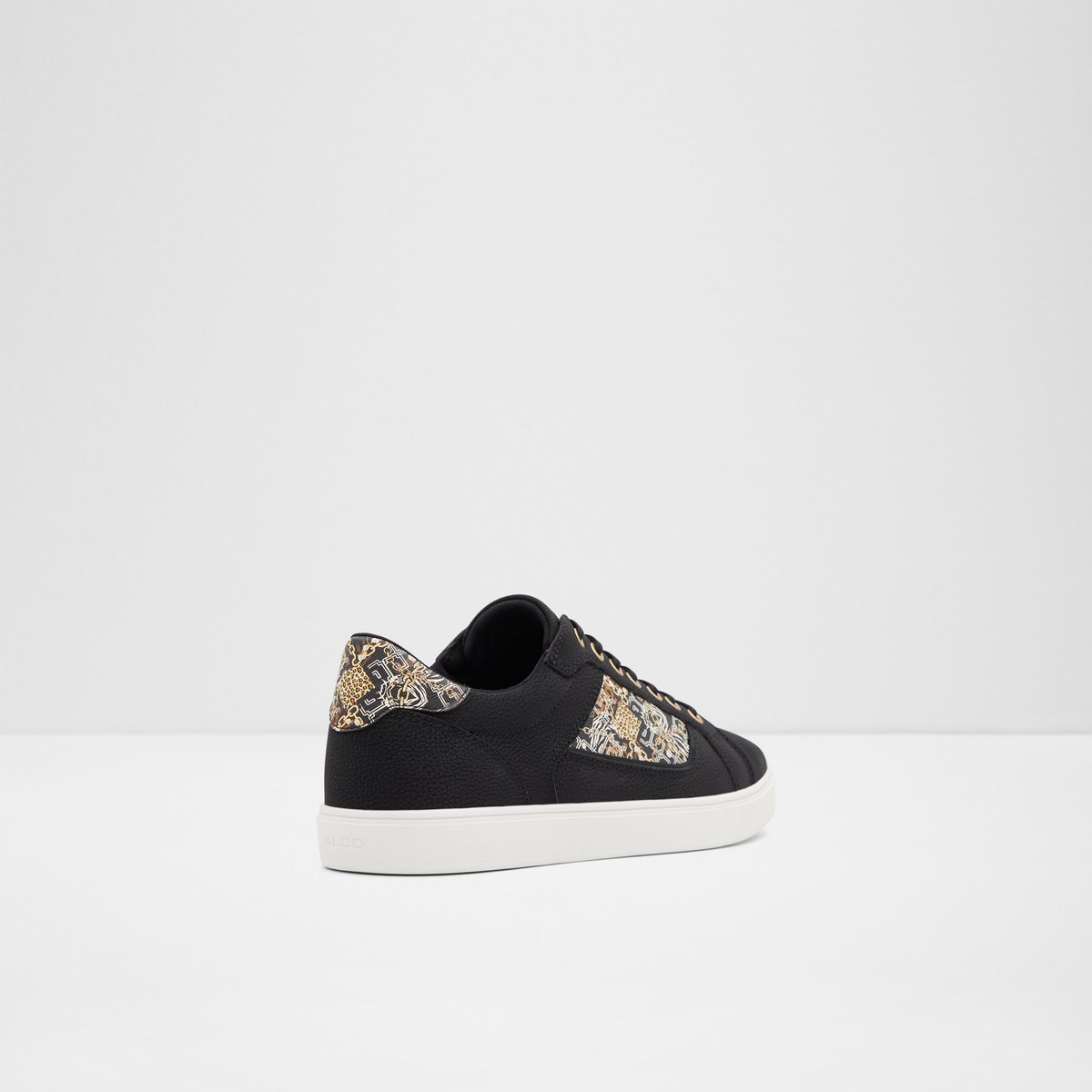 Popstep Black Synthetic Print Men Low top