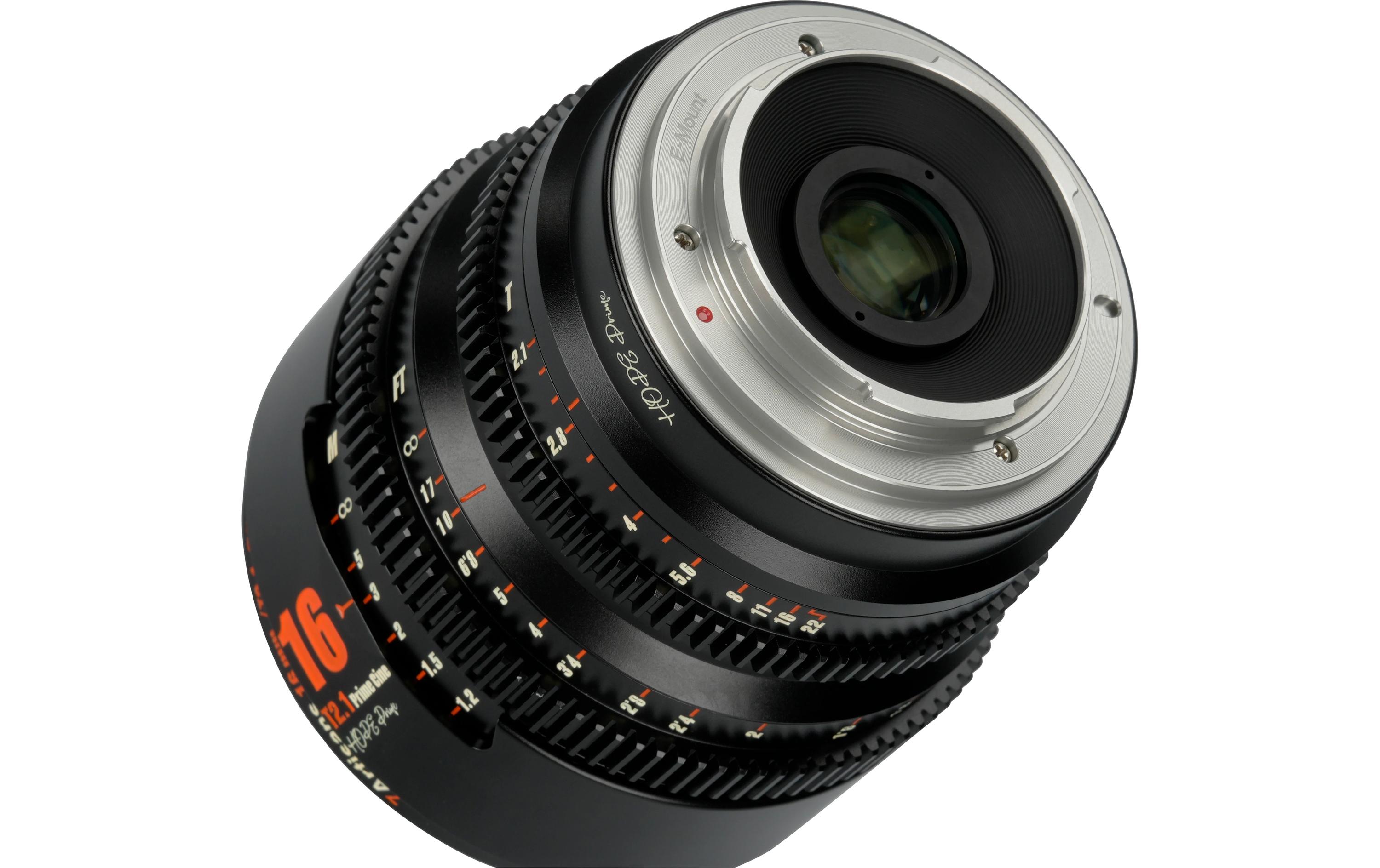 Festbrennweite 16mm T/2.1 – Sony E-Mount<br>Kompaktes, leichtes Objektiv für Kameras mit Super35-Sensoren