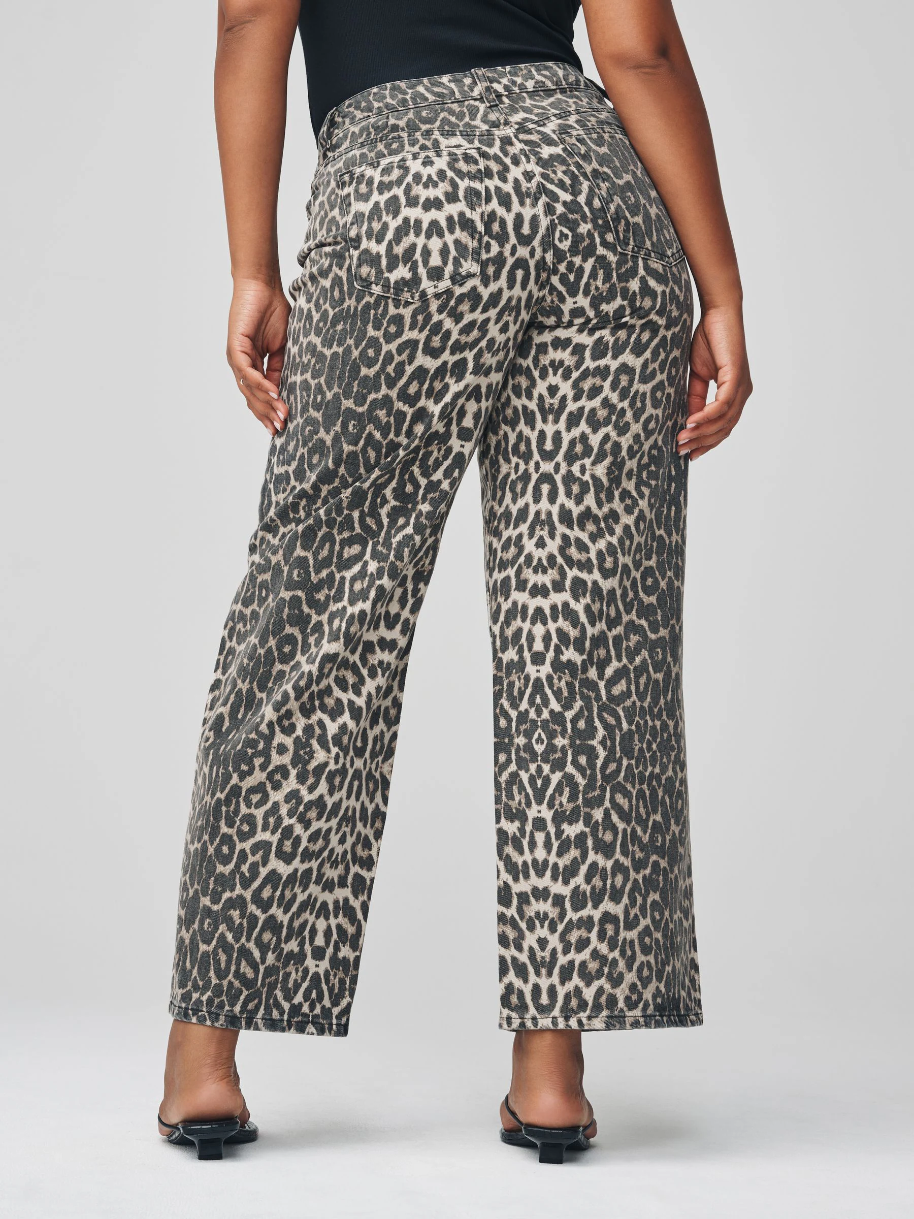 Luipaardprint - Jeans met zandloperpasvorm en wijde pijpen van 100% katoen