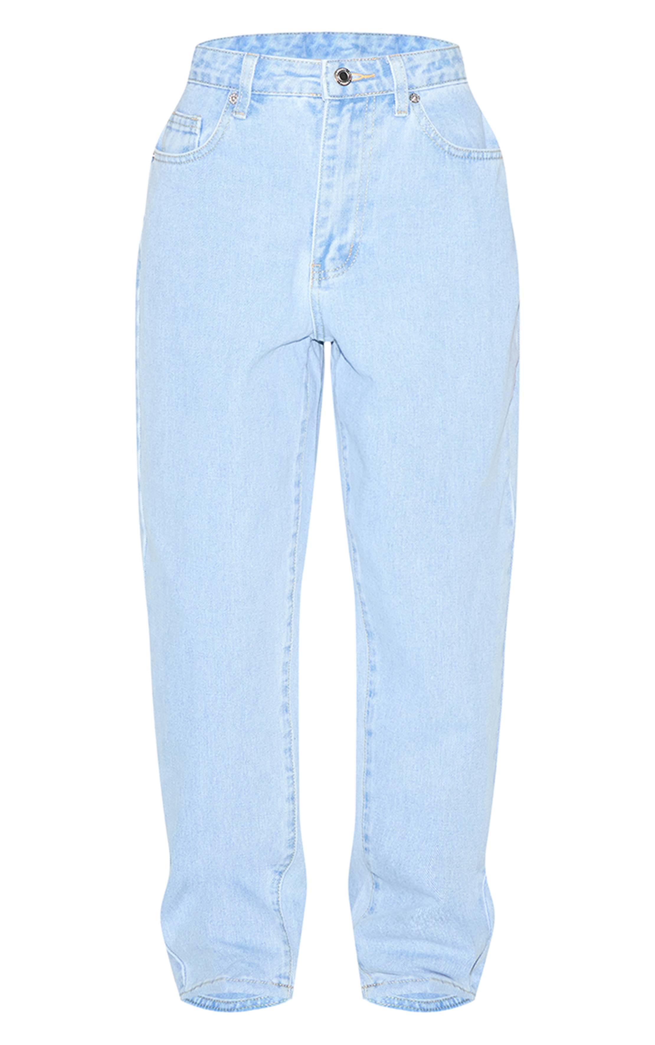 Bleu Clair Prettylittlething Petite Jean Mom Taille Haute