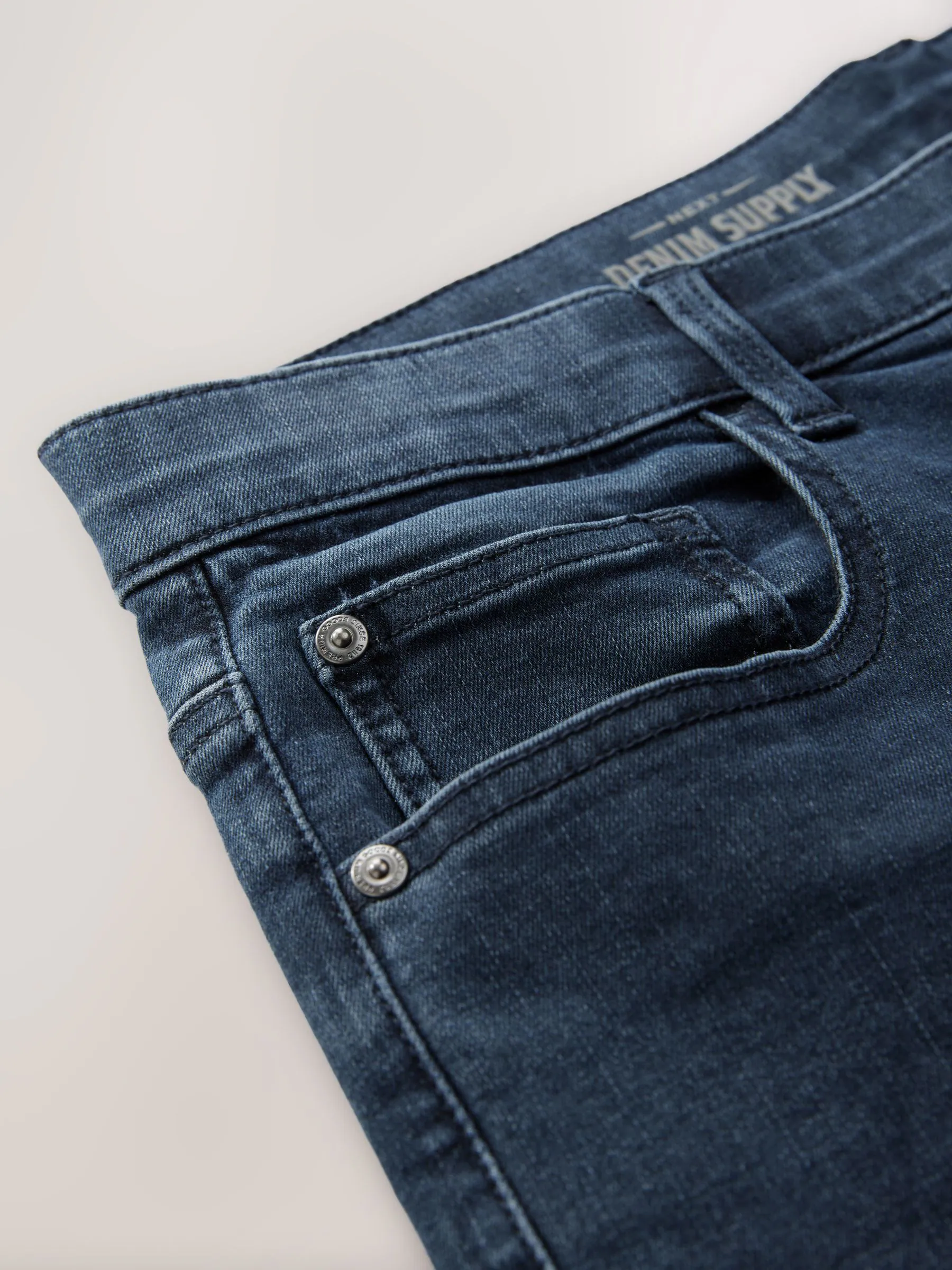 Blauw staal - Rechte, klassieke jeans met stretch