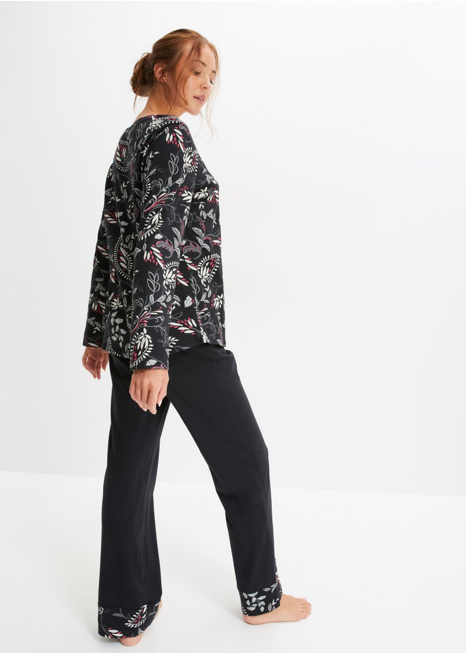 Pyjama avec patte de boutonnage