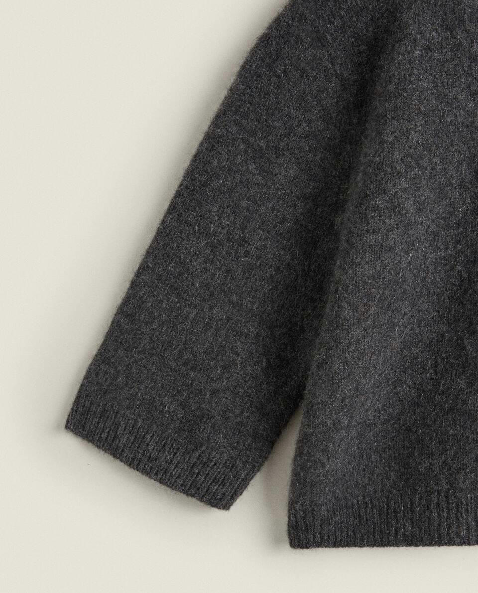 SUÉTER CURTO DE CASHMERE