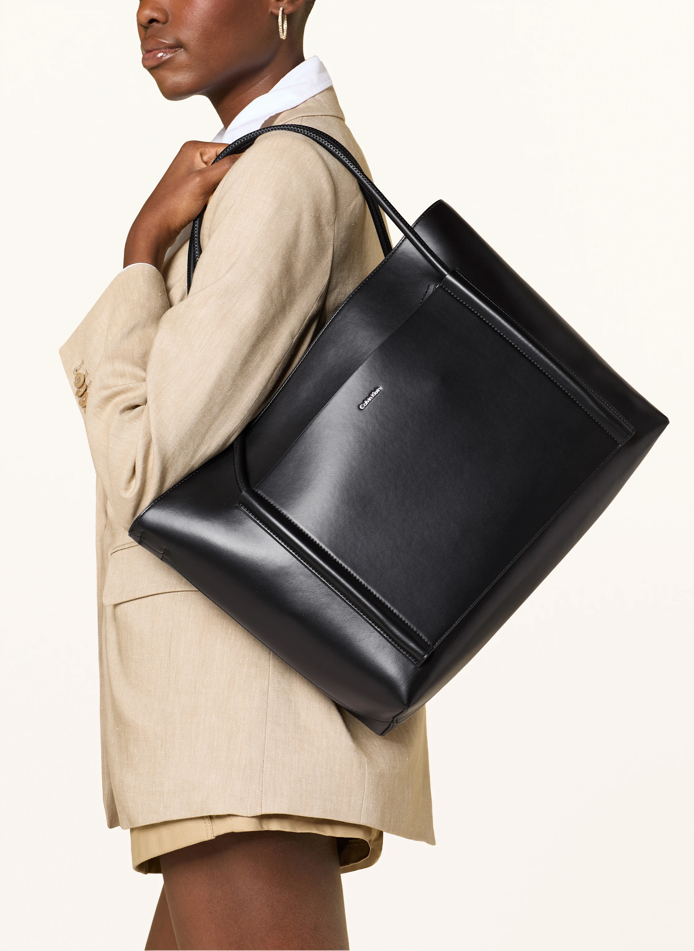 Calvin Klein Shopper LINN