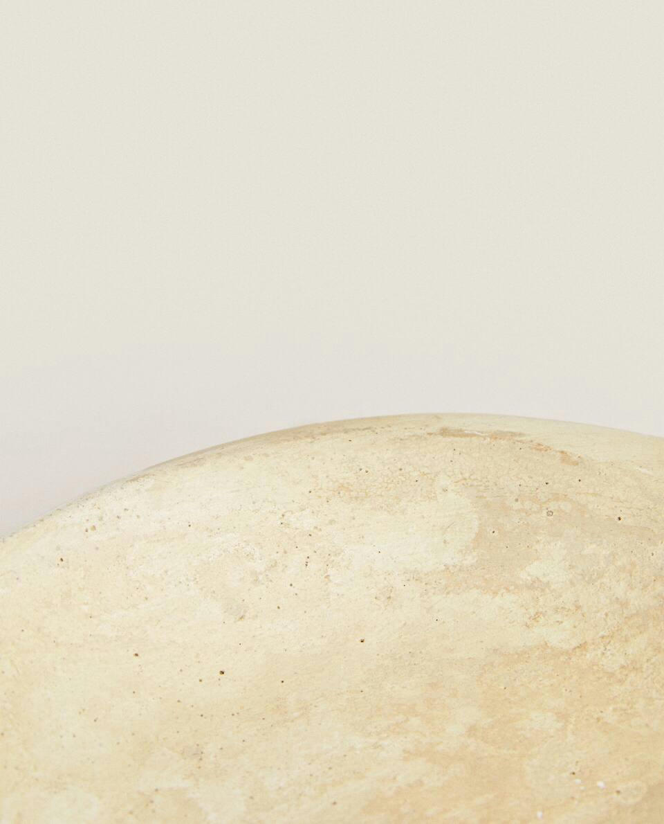 Conjunto de banheiro com efeito de pedra