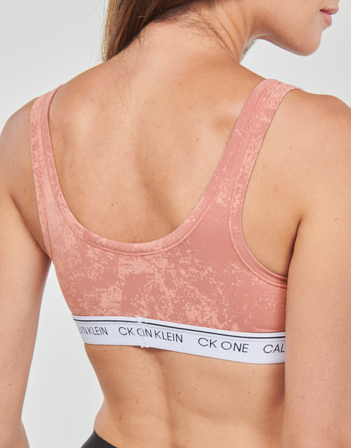 Calvin Klein Jeans - TRIANGLE Rosa