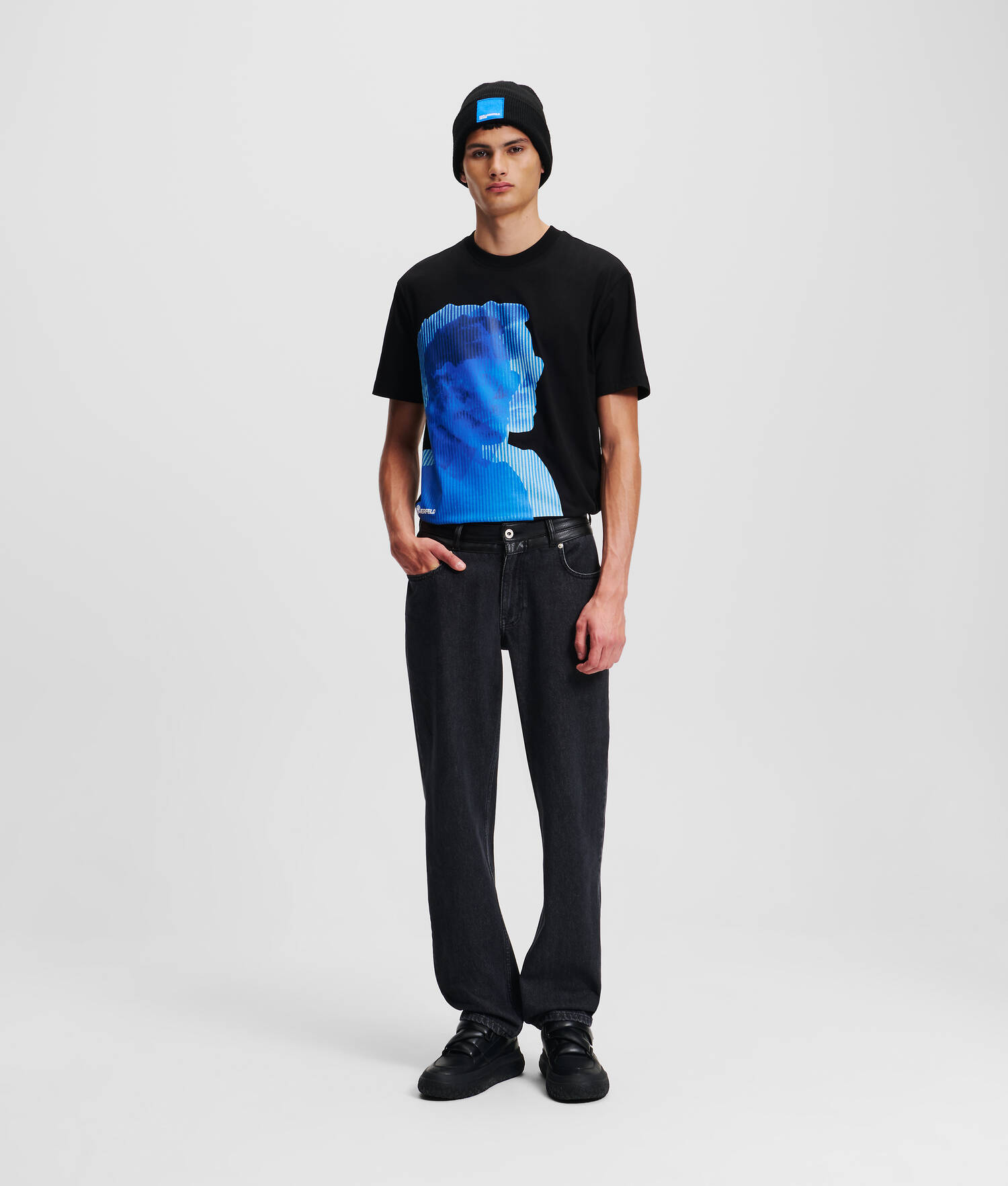 JEAN DROIT EN SIMILI-CUIR KLJ