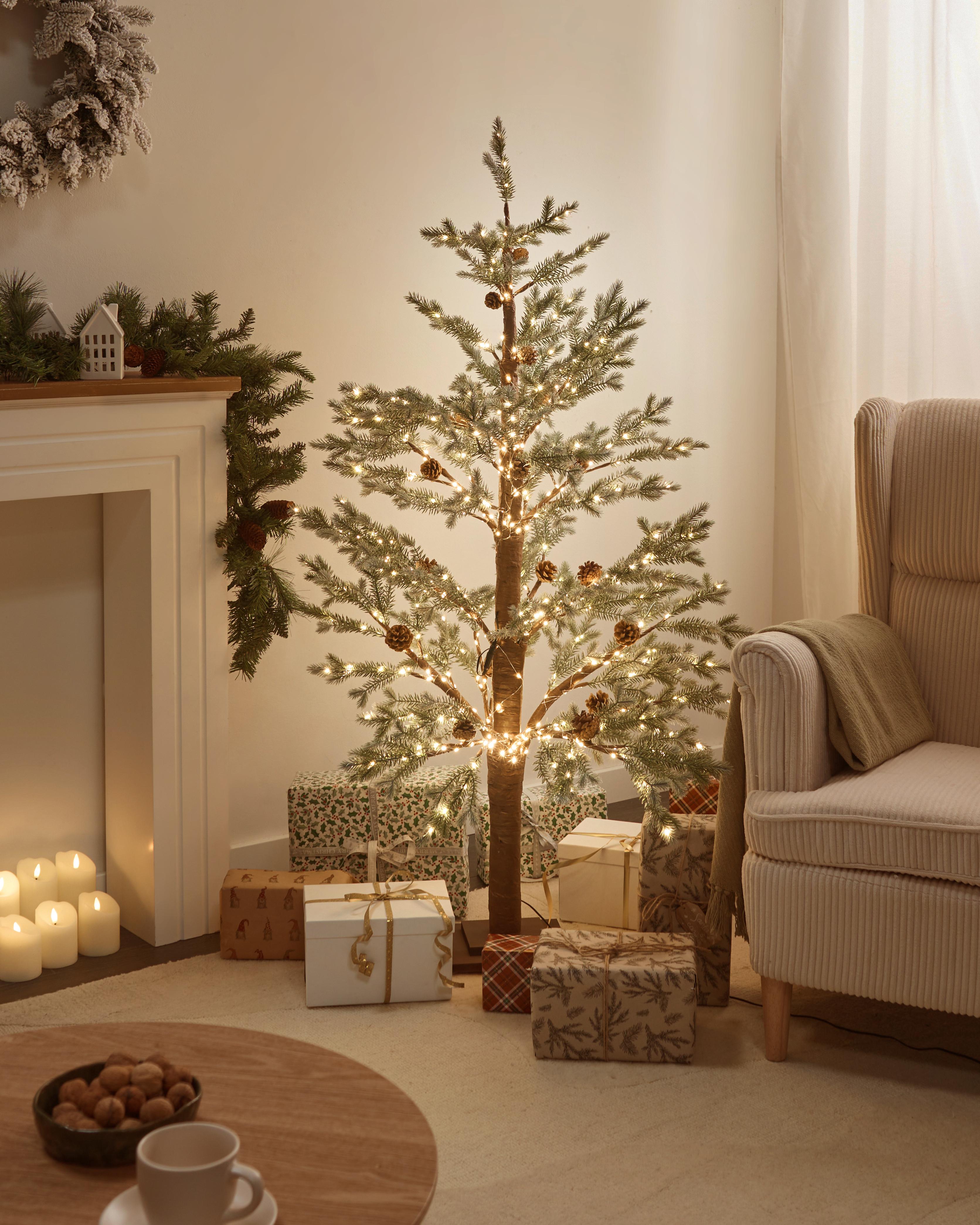 Buitendecoratie LED LAUGARAS Kerstboom 150 cm Groen