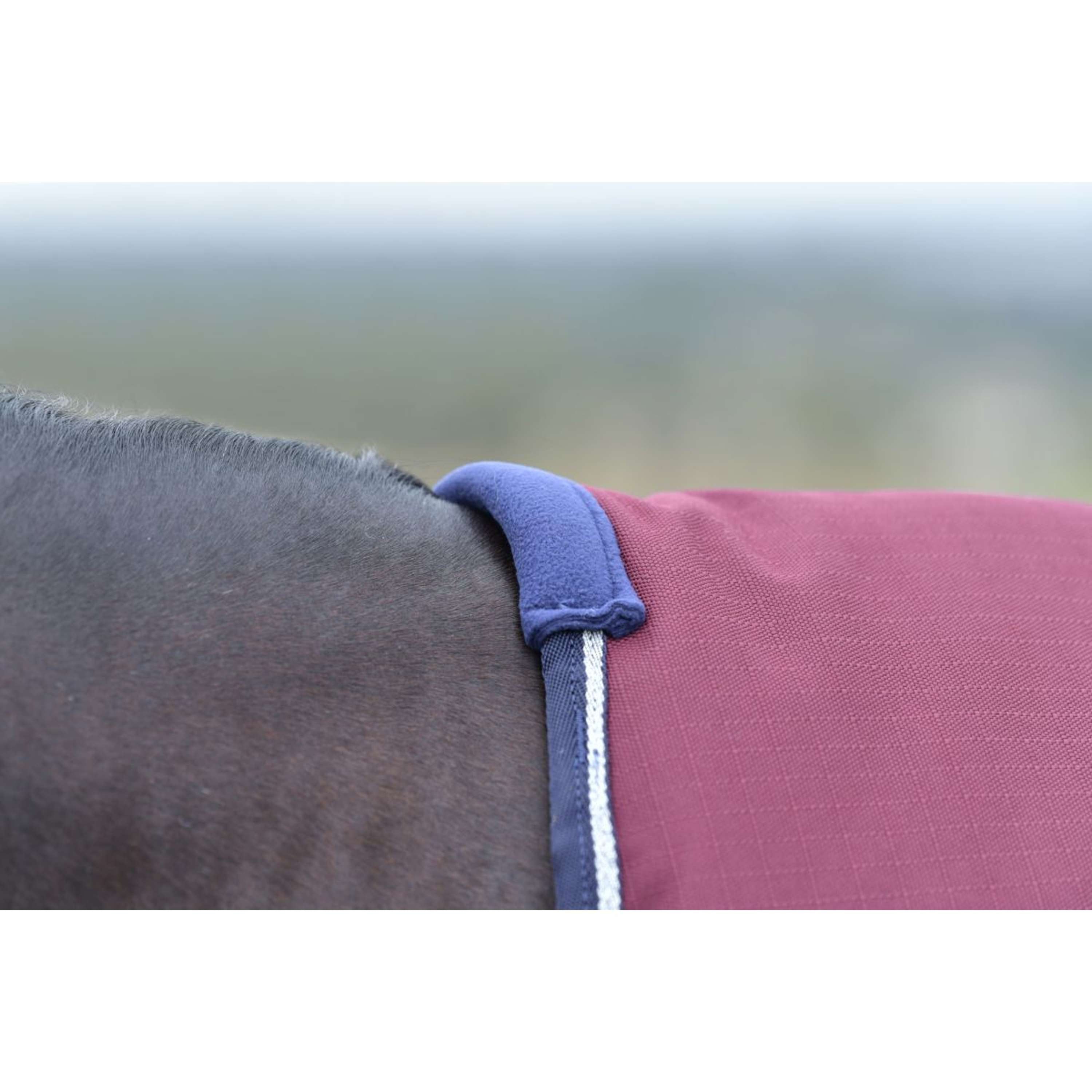 WeatherBeeta ComFiTec Essential Turnout 50g Burgundy/Navy
