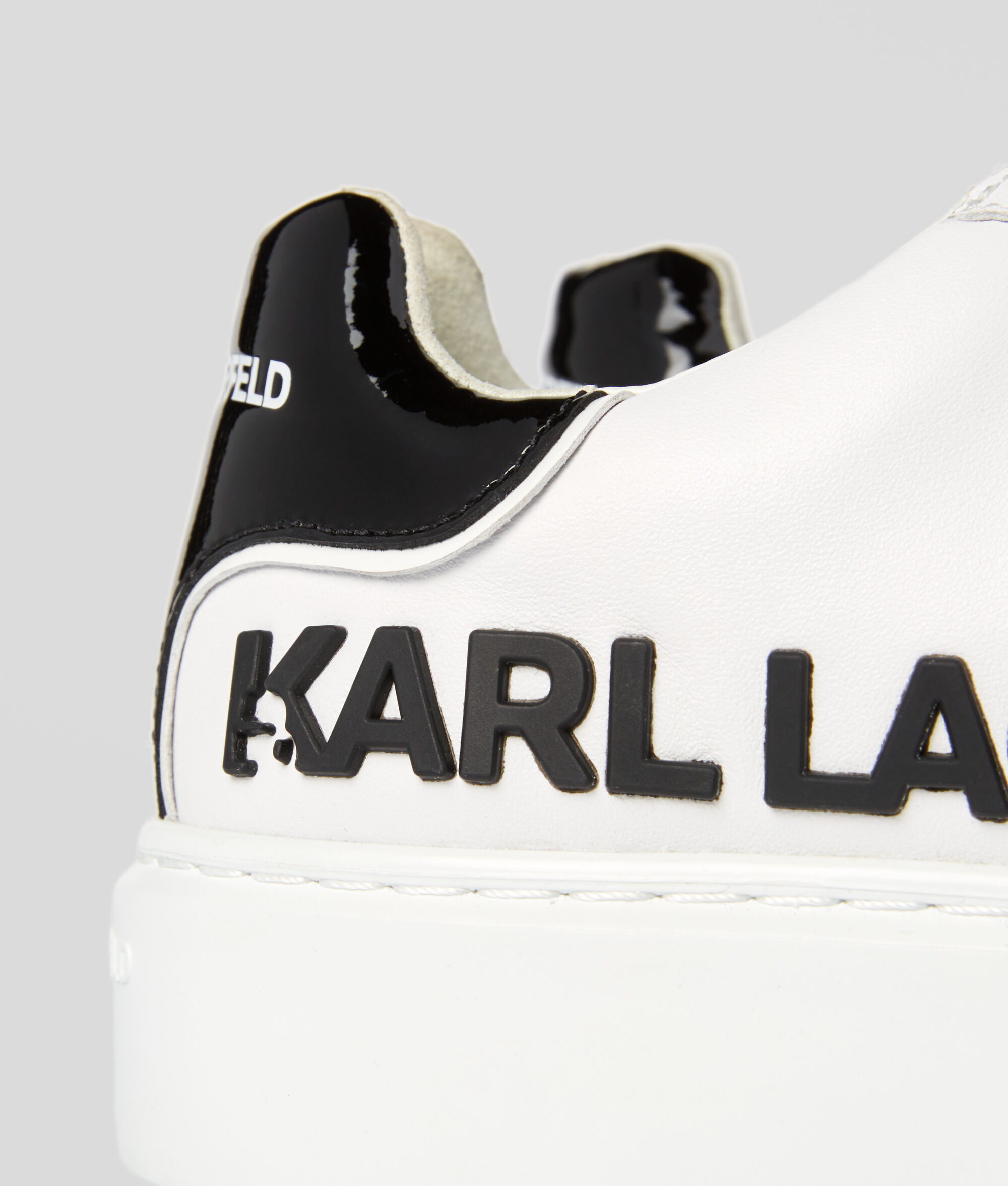 Baskets avec logo Karl Injekt Maxi Kup