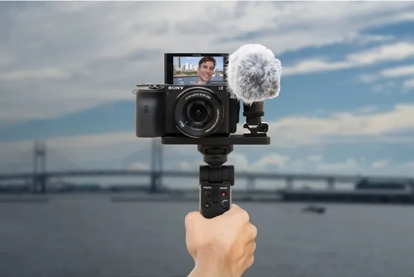 Sony GP-VPT2BT - Støttesystem - skyde greb / mini tripod - for Sony ZV-1; Cinema Line ILME-FX3; VLOGCAM ZV-1G; a7 IV; a7C; a7s III; a9 II