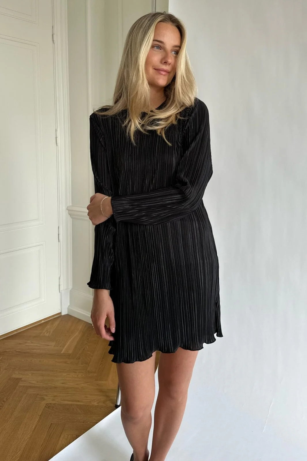 BYIC Kellyic Plissé Dress black