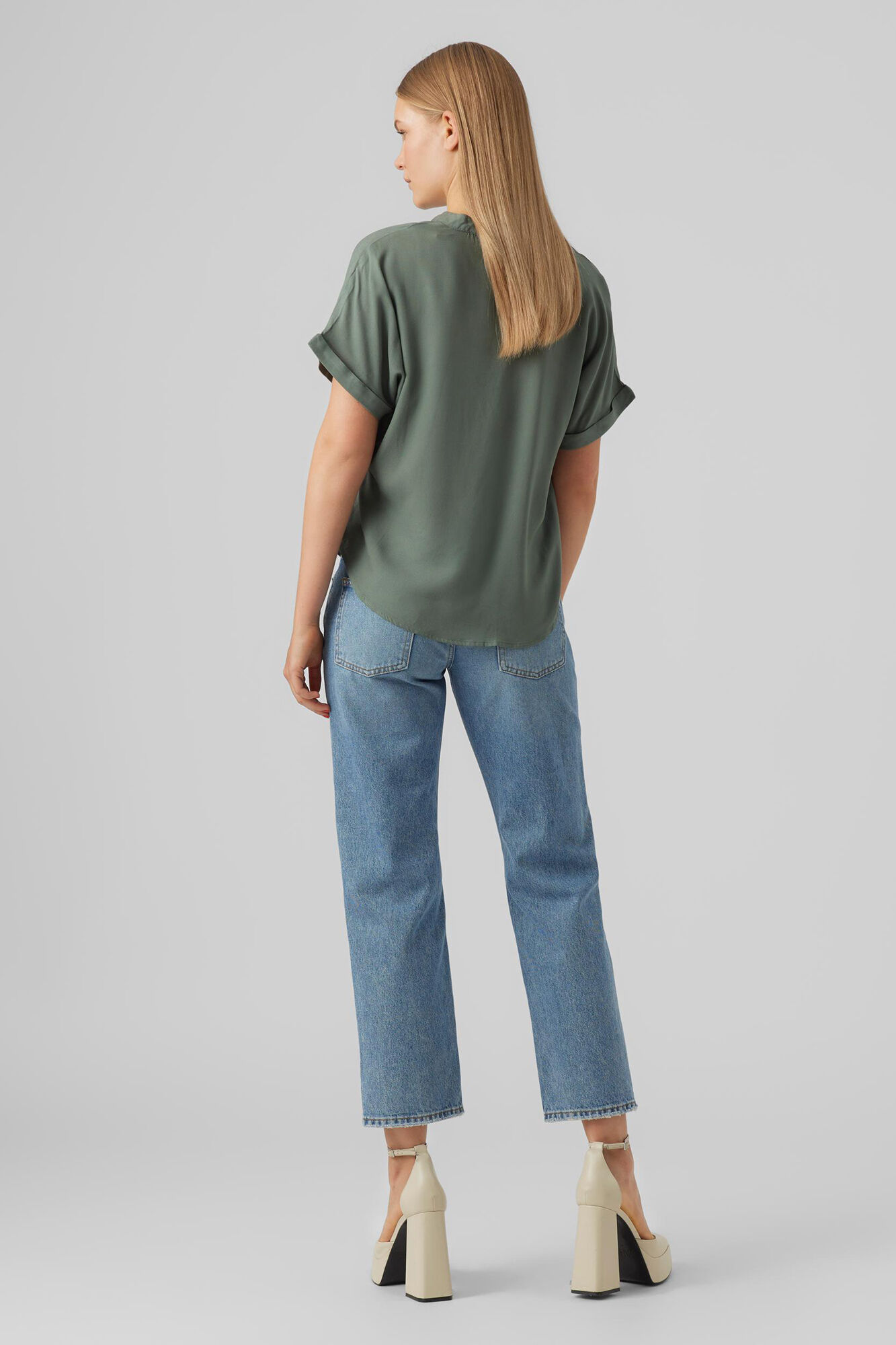 Blusa básica de manga curta - Verde
