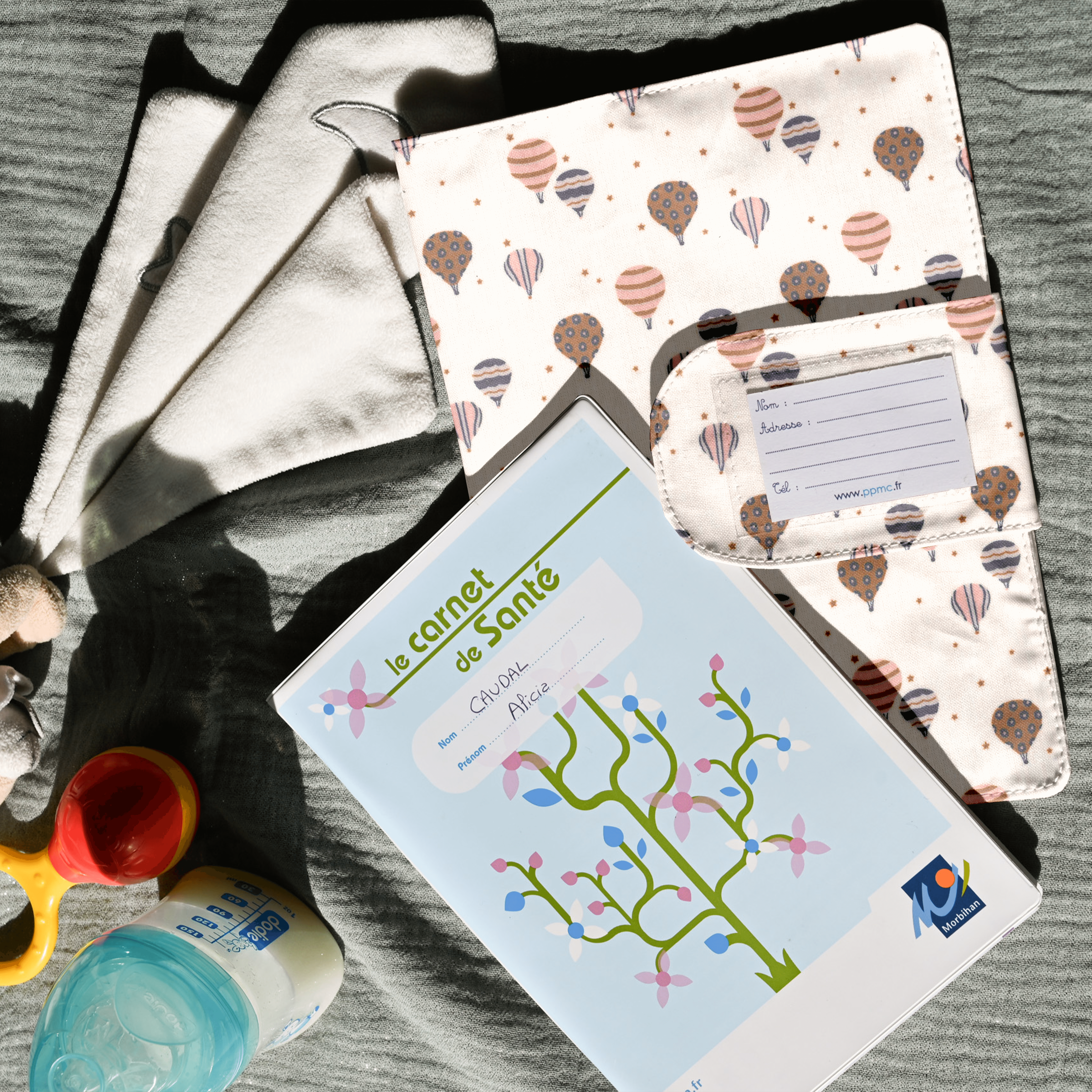 Protège Carnet De Santé Montgolfiere
