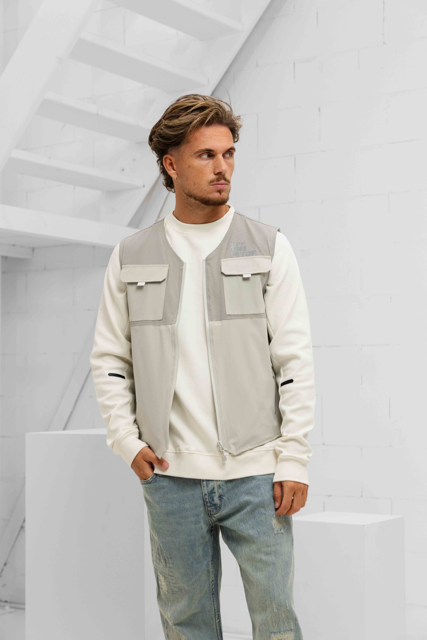 Off The Pitch X Robey Tammy Woven Bi-Stretch Utility Bodywarmer Heren Grijs
