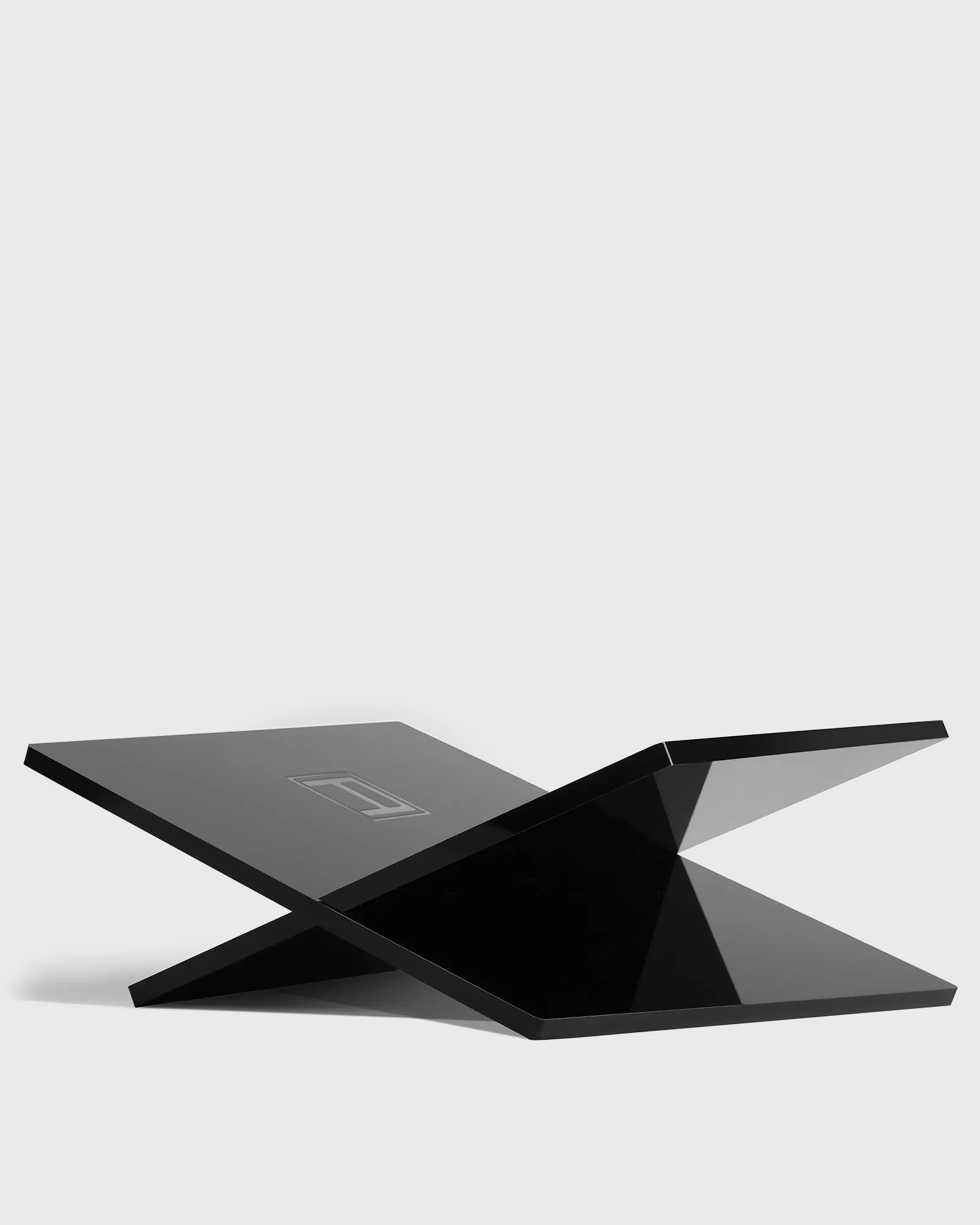 Assouline Assouline - A Bookstand