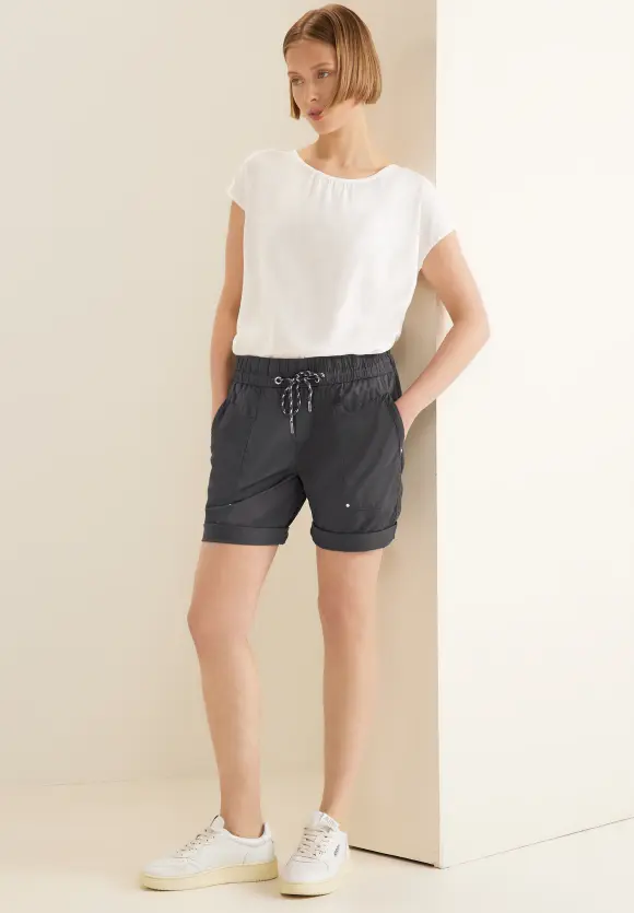 Bermuda in Loose Fit - pure grey