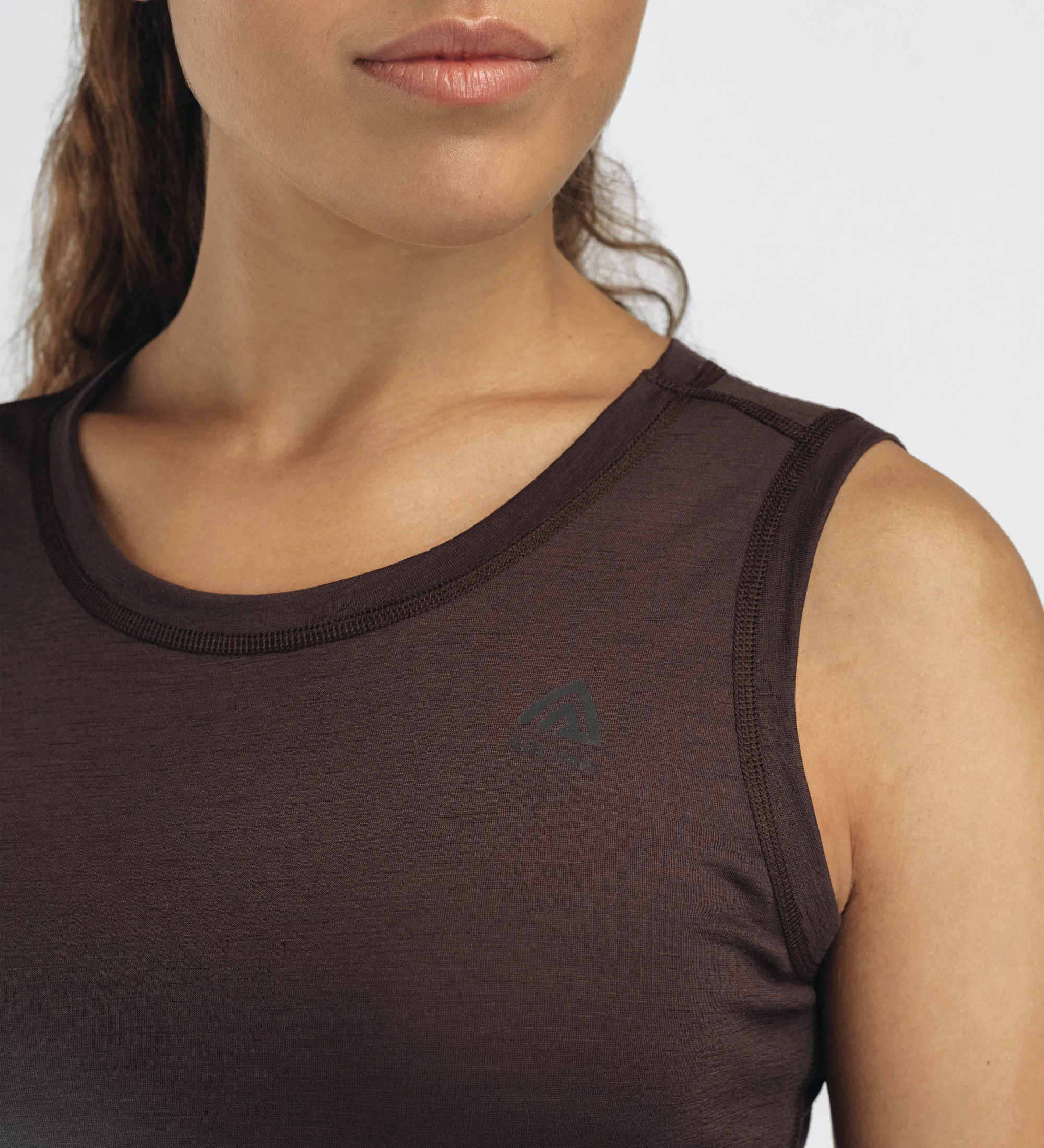 Aclima Women's Lightwool 140 Singlet V2 Chocolate Plum