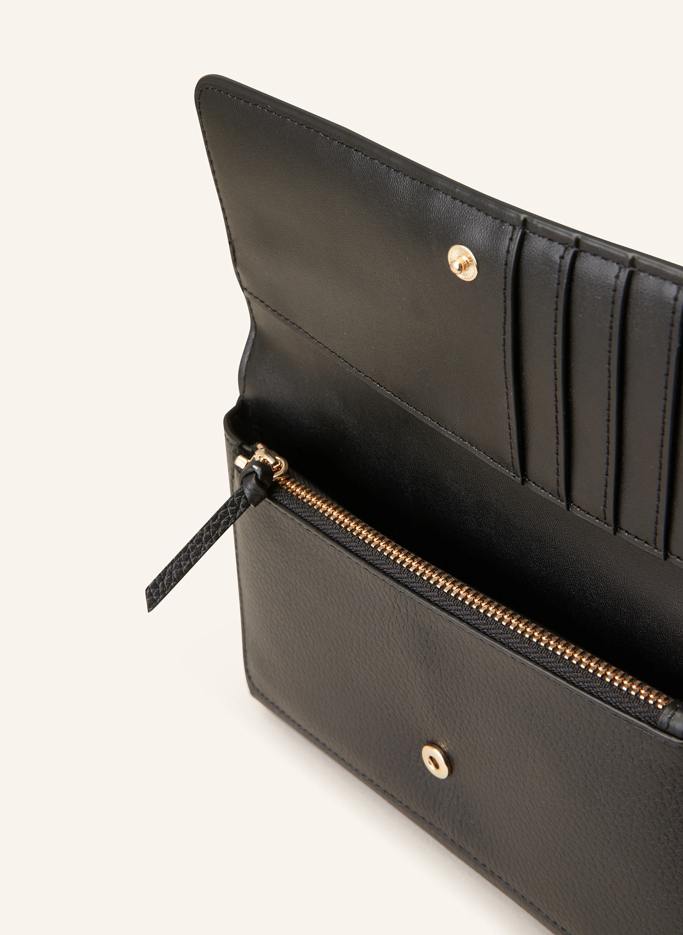 CLAUDIE PIERLOT Clutch
