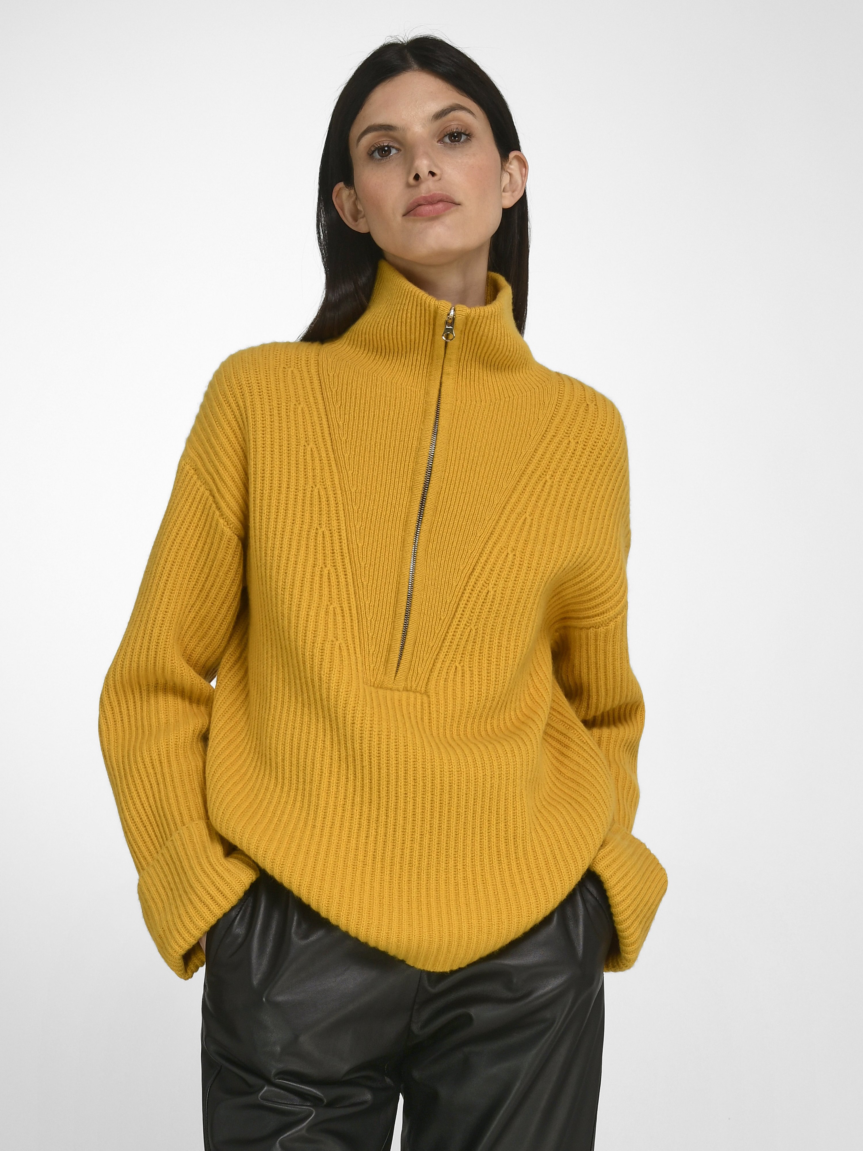 Pullover mit überschnittener Schulter