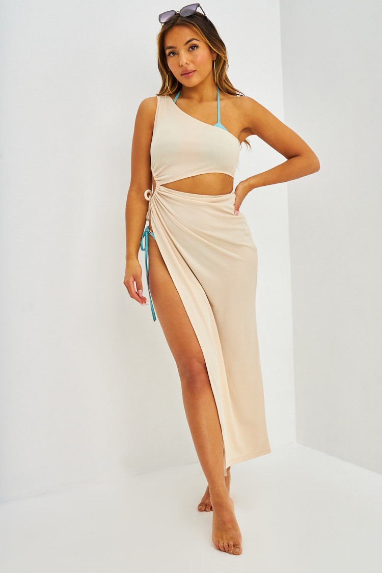 Robe de plage ivoire asymétrique et fendue