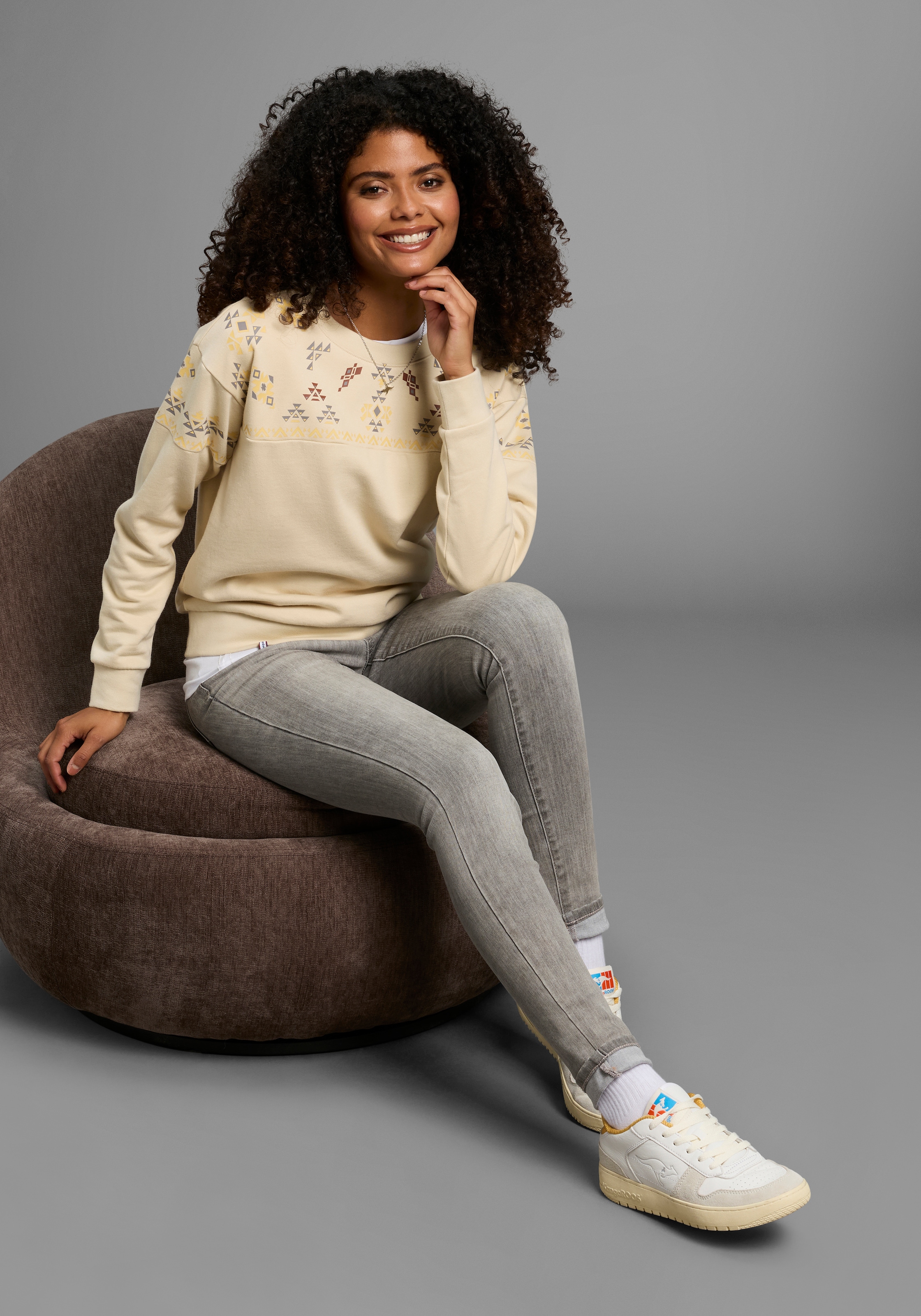KangaROOS Sweatshirt , mit Norweger-Print