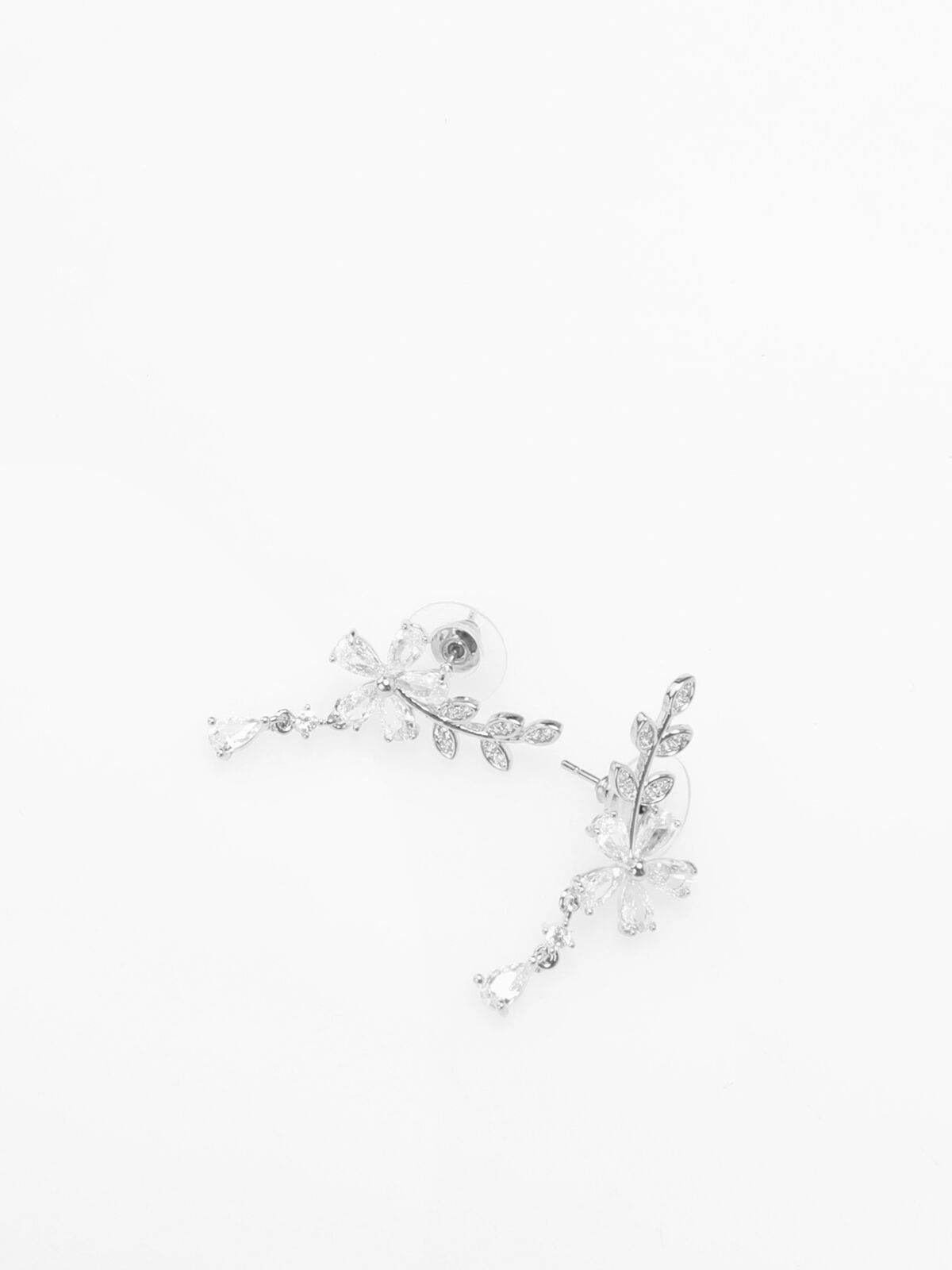 Boucles d'oreilles fleur à strass avec pendentif- Argenté