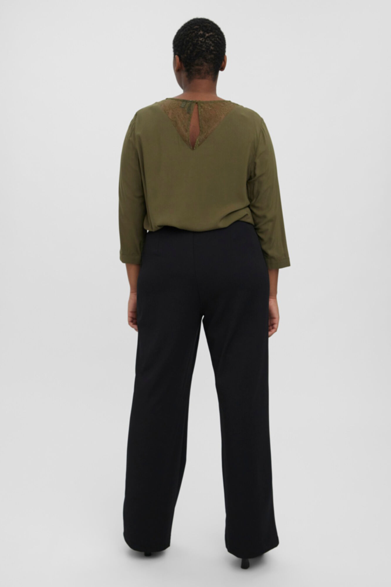 Calça Plus Size Wide - Preta