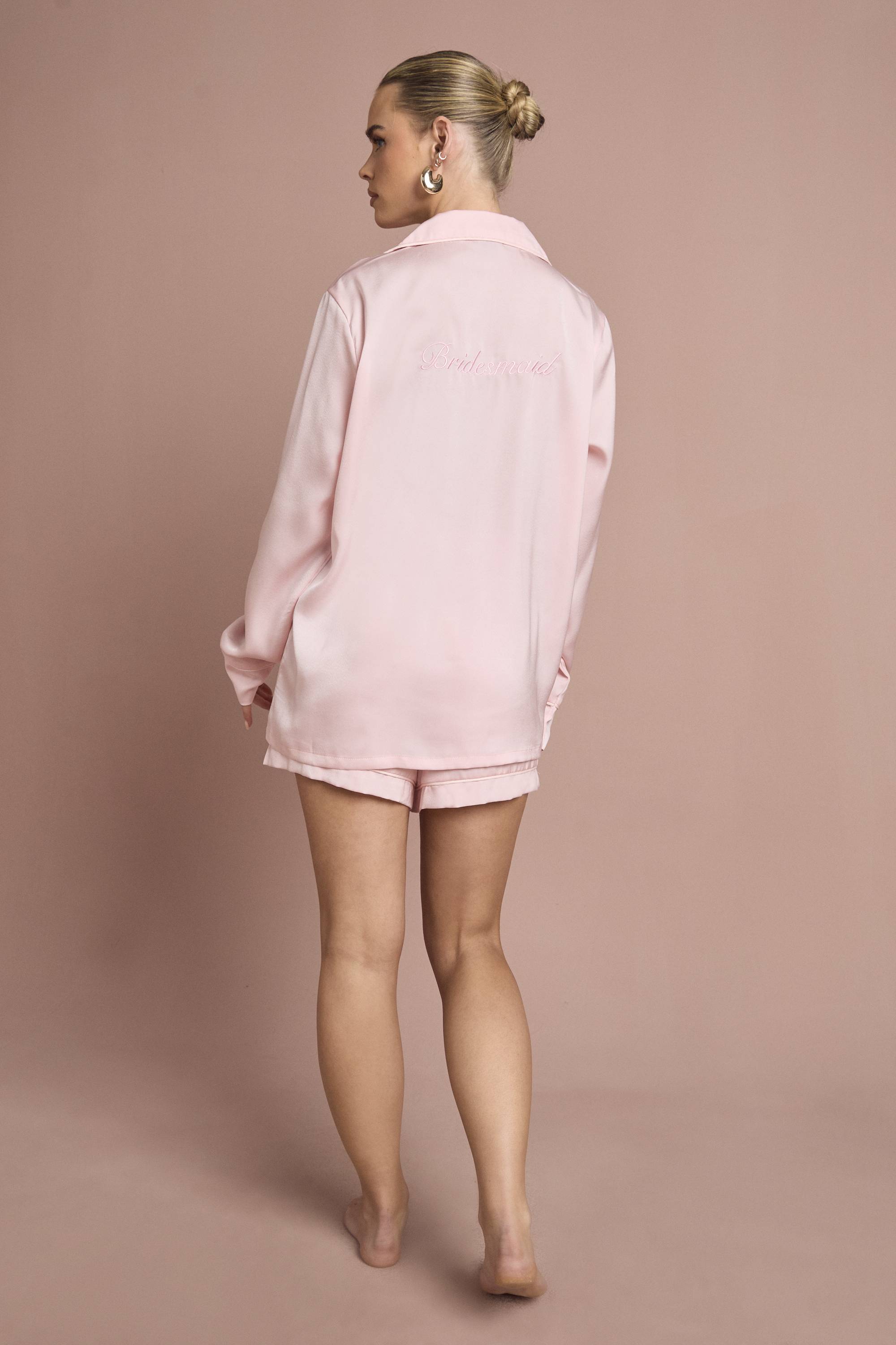 boohoo Ensemble Pyjama Satiné Brodé 'Demoiselle d'Honneur' Haut Manches Longues & Short
