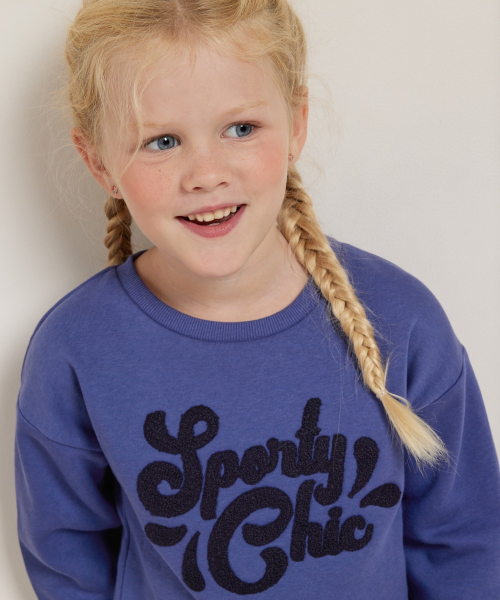 trui met sporty chic opdruk