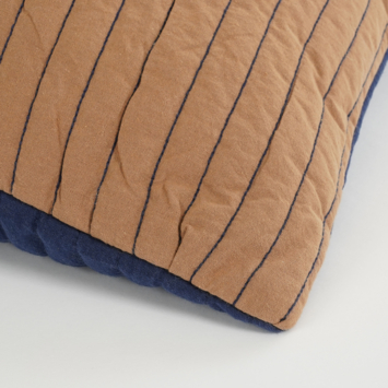 Sierkussen donker bruin patchwork - l55xb35xh10cm