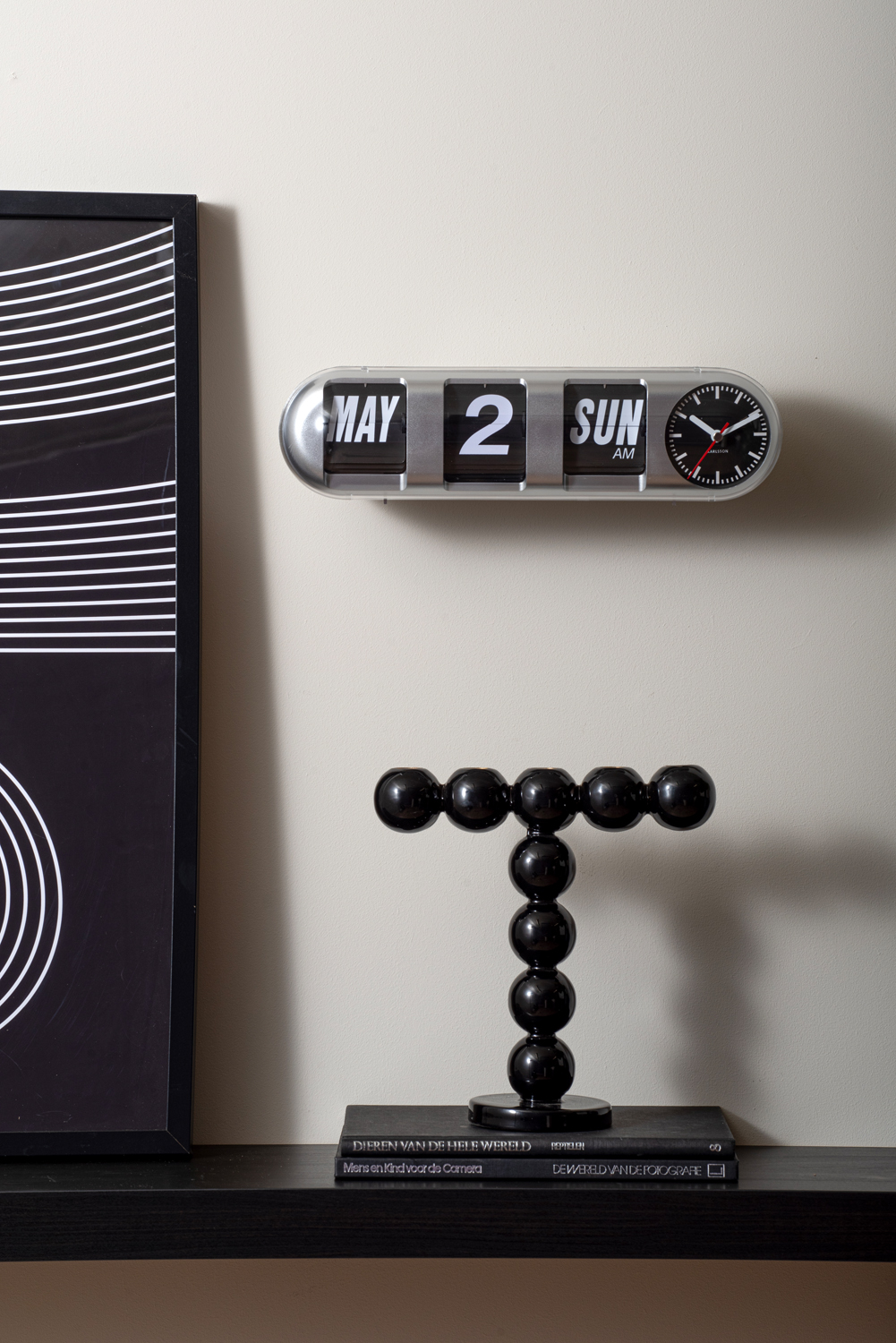 Wandklok Tube Flip - Zilver