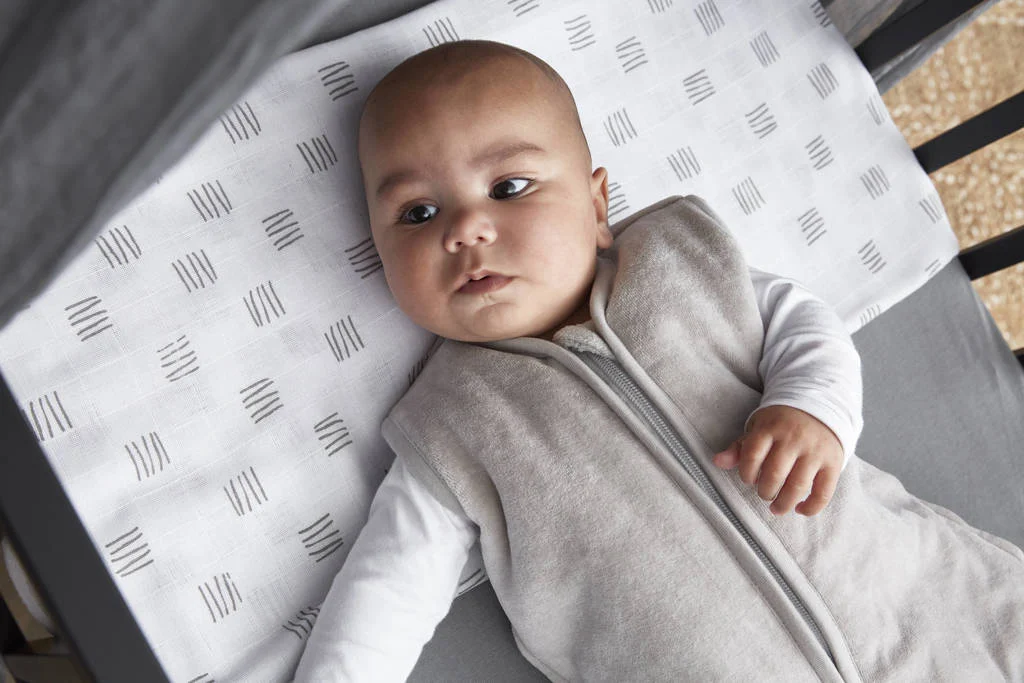 baby slaapzak Velvet light grey