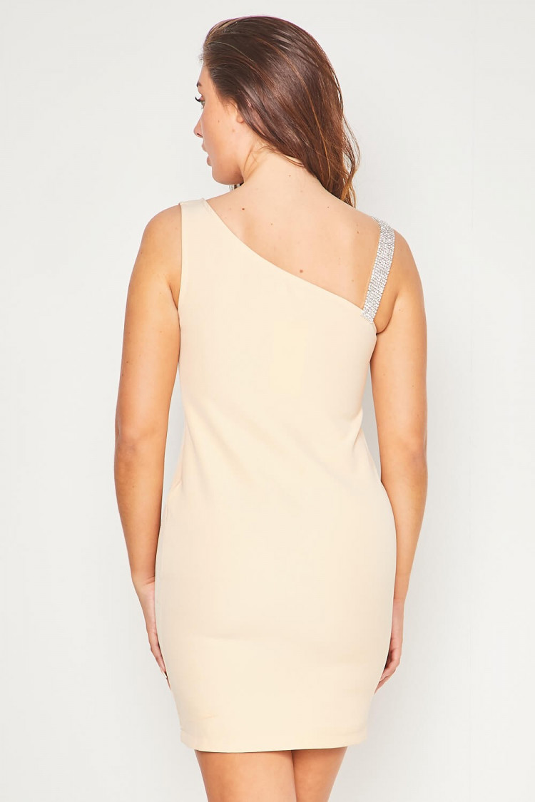 Robe beige avec bretelle en strass