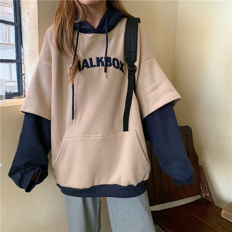 Juku Girls - Oversized hoodie met kleurblokletters