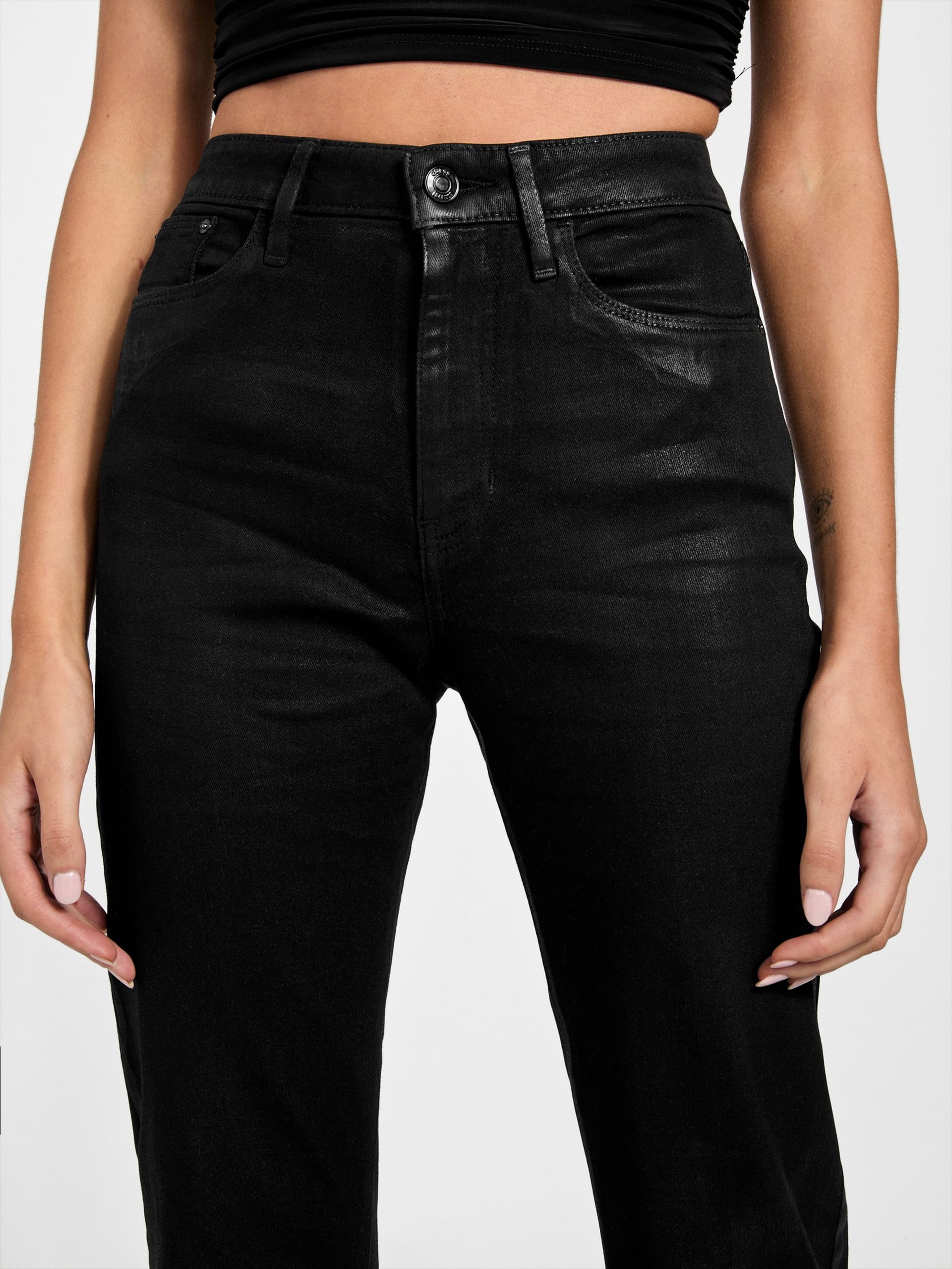 Calça jeans flare sexy com revestimento ecológico