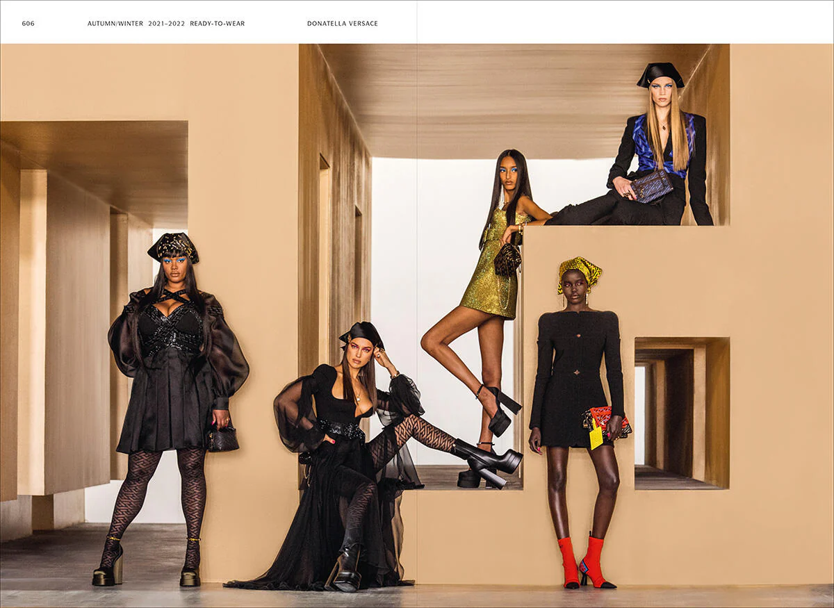 New Mags  Versace Catwalk