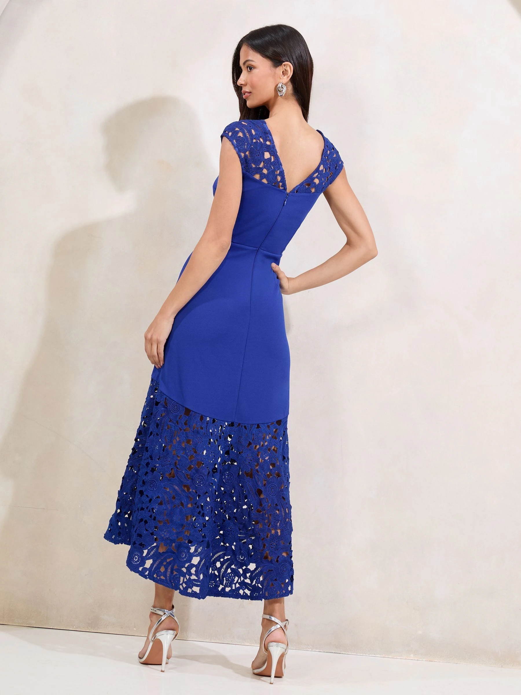Kobaltblauw - Lipsy fit en flare midi-jurk met bloemenprint en kant