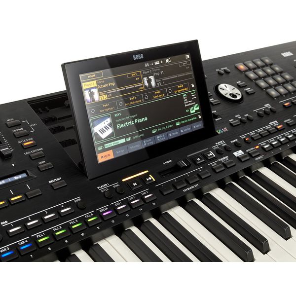 Korg PA-5X 76 International