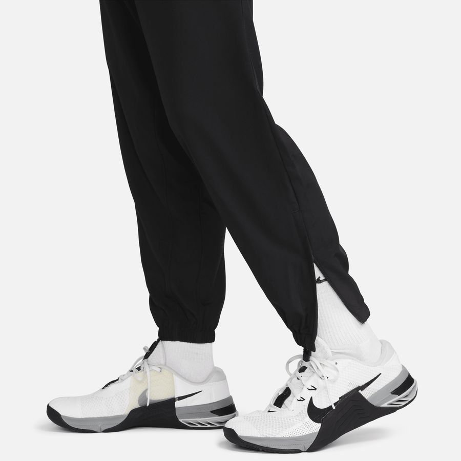 Nike Form Men's Dri-FIT Tapered Ver BLACK/BLACK/REFLECTIVE SILV