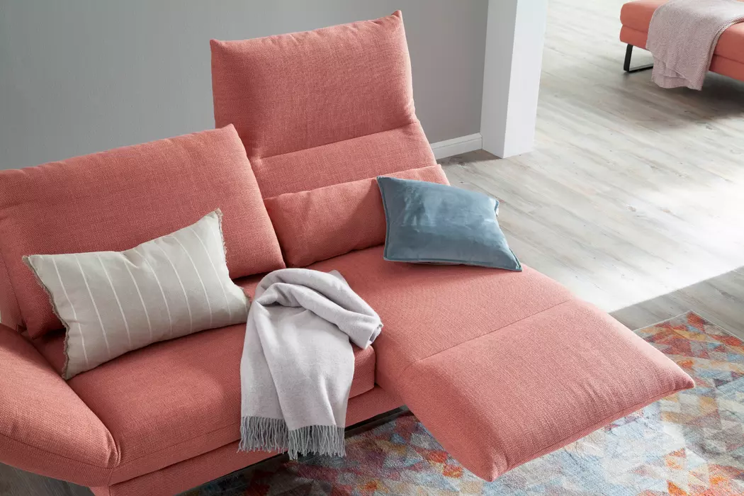 Sofa Spin