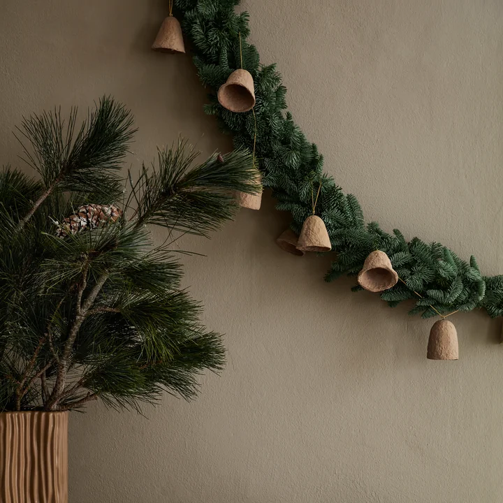 Broste Copenhagen - Christmas Pulp Glocken-Girlande, mehrfarbig