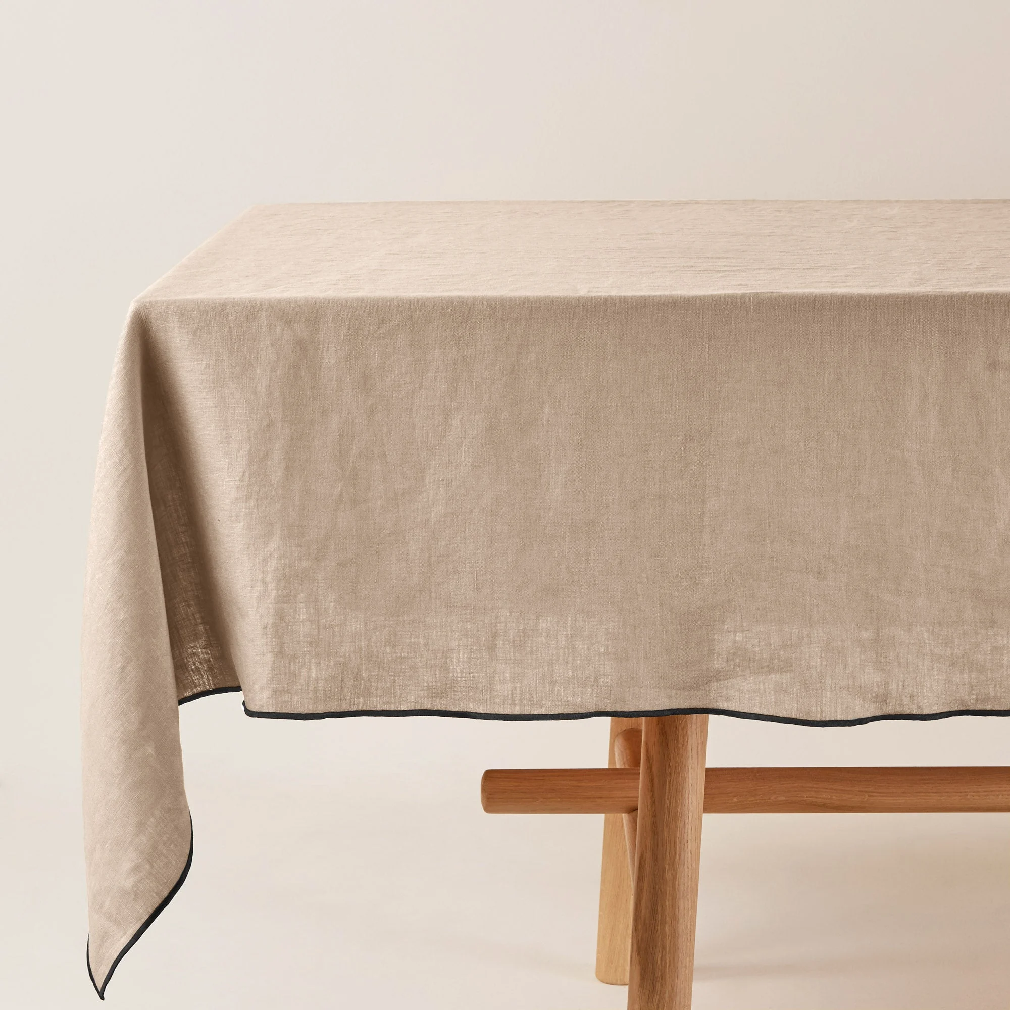 CARLINA - Nappe carrée | Beige