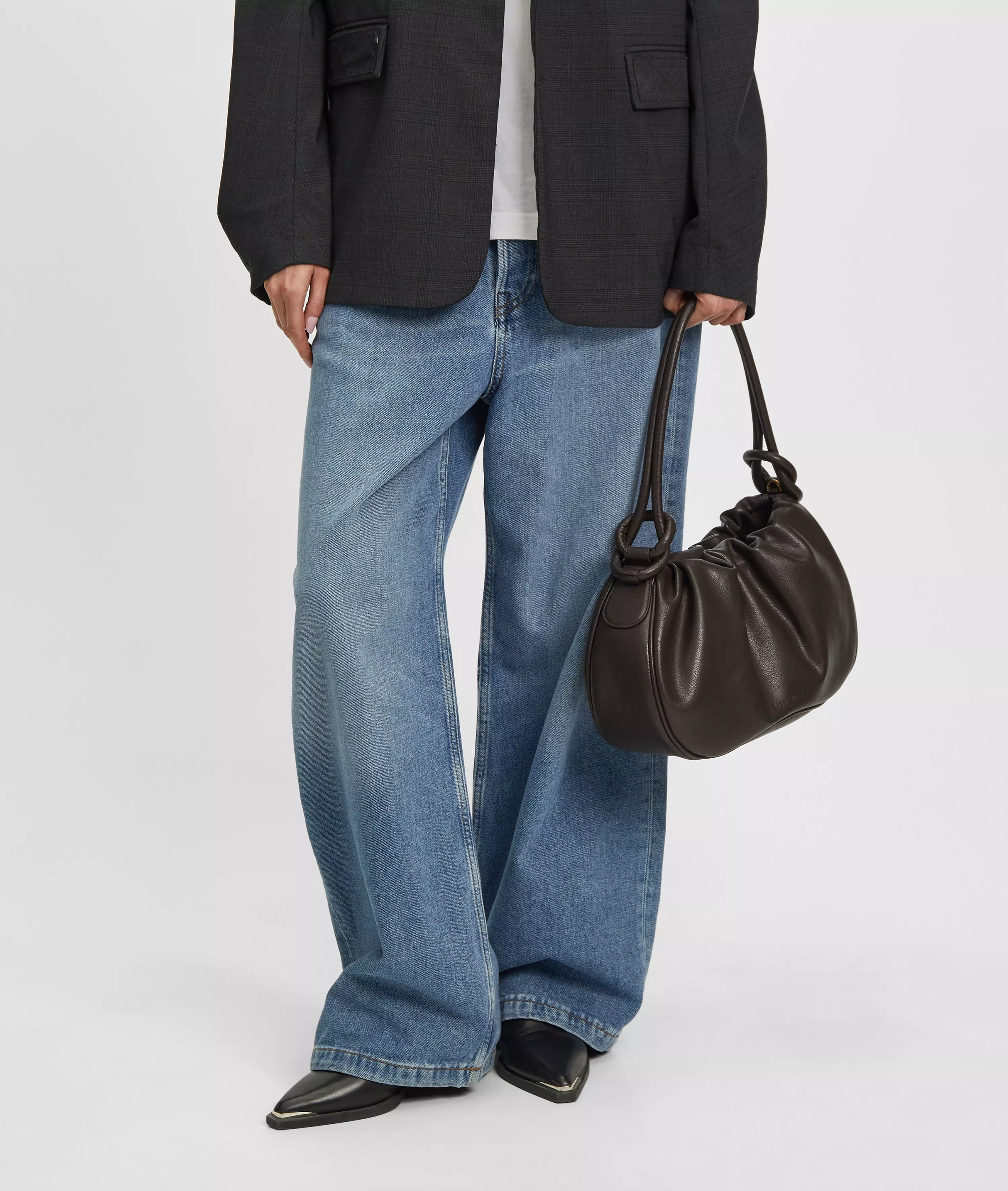 Mimi Hobo M Spacious bag in leather look