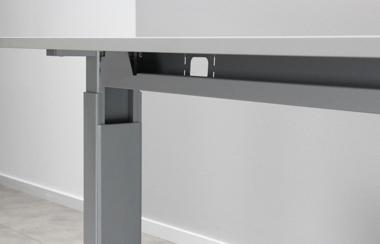 XORA Schreibtisch LEGEND II