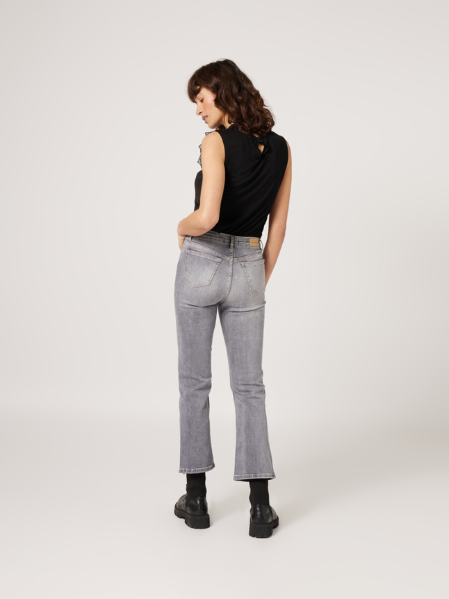 Jean cropped